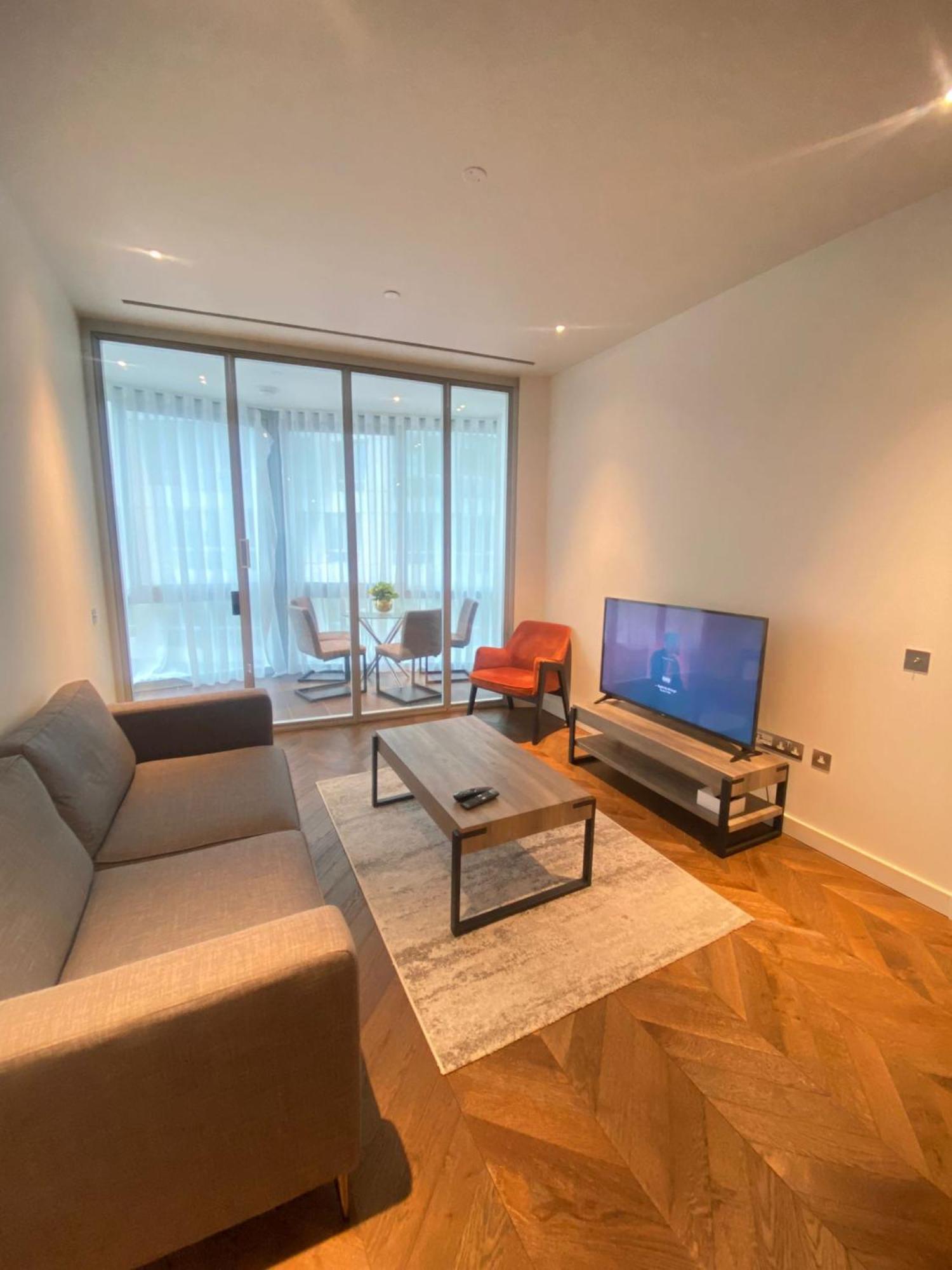 Apartment Battersea 2 Bed Riverside London