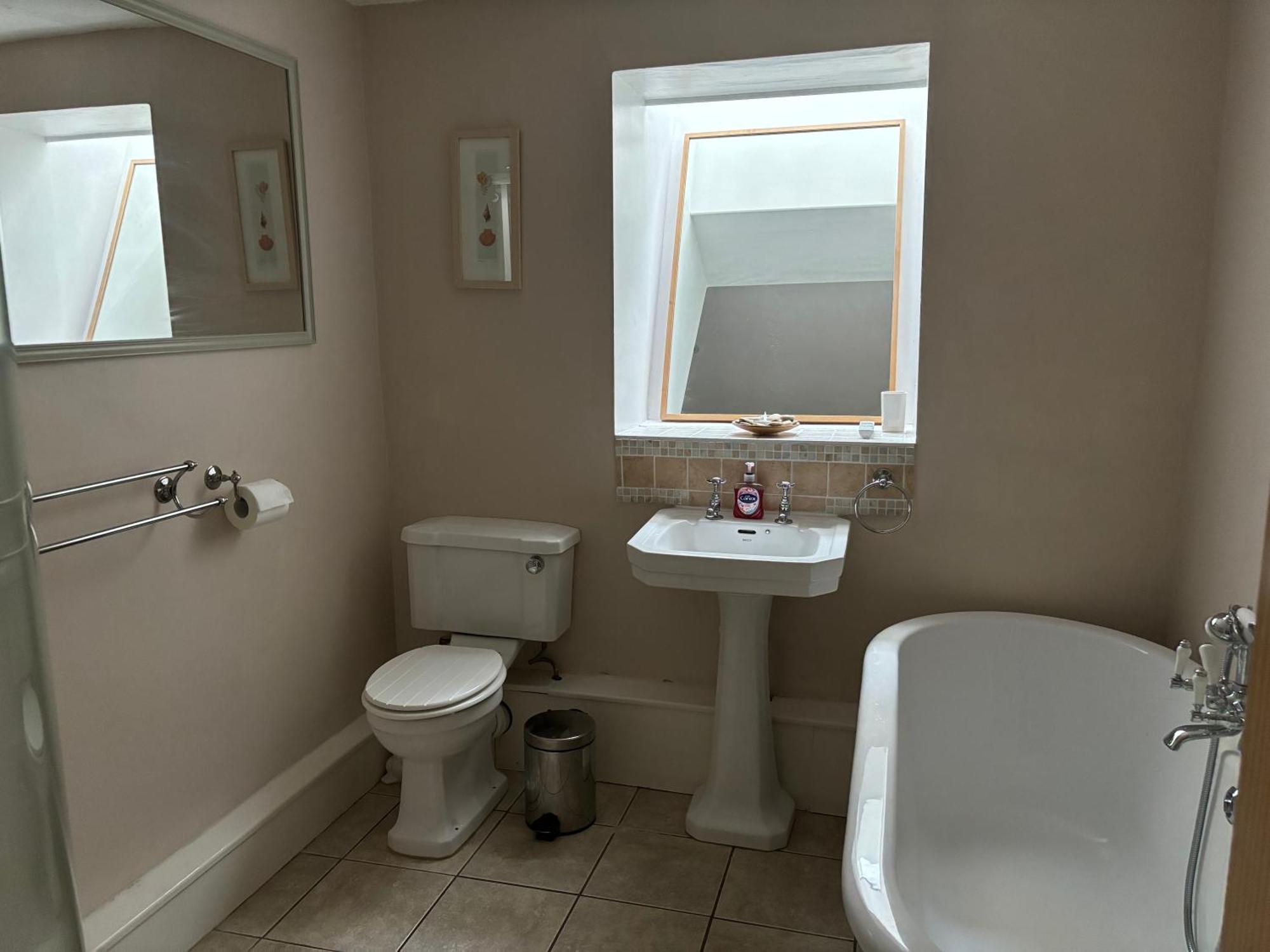 Leilighet With Private Garden London