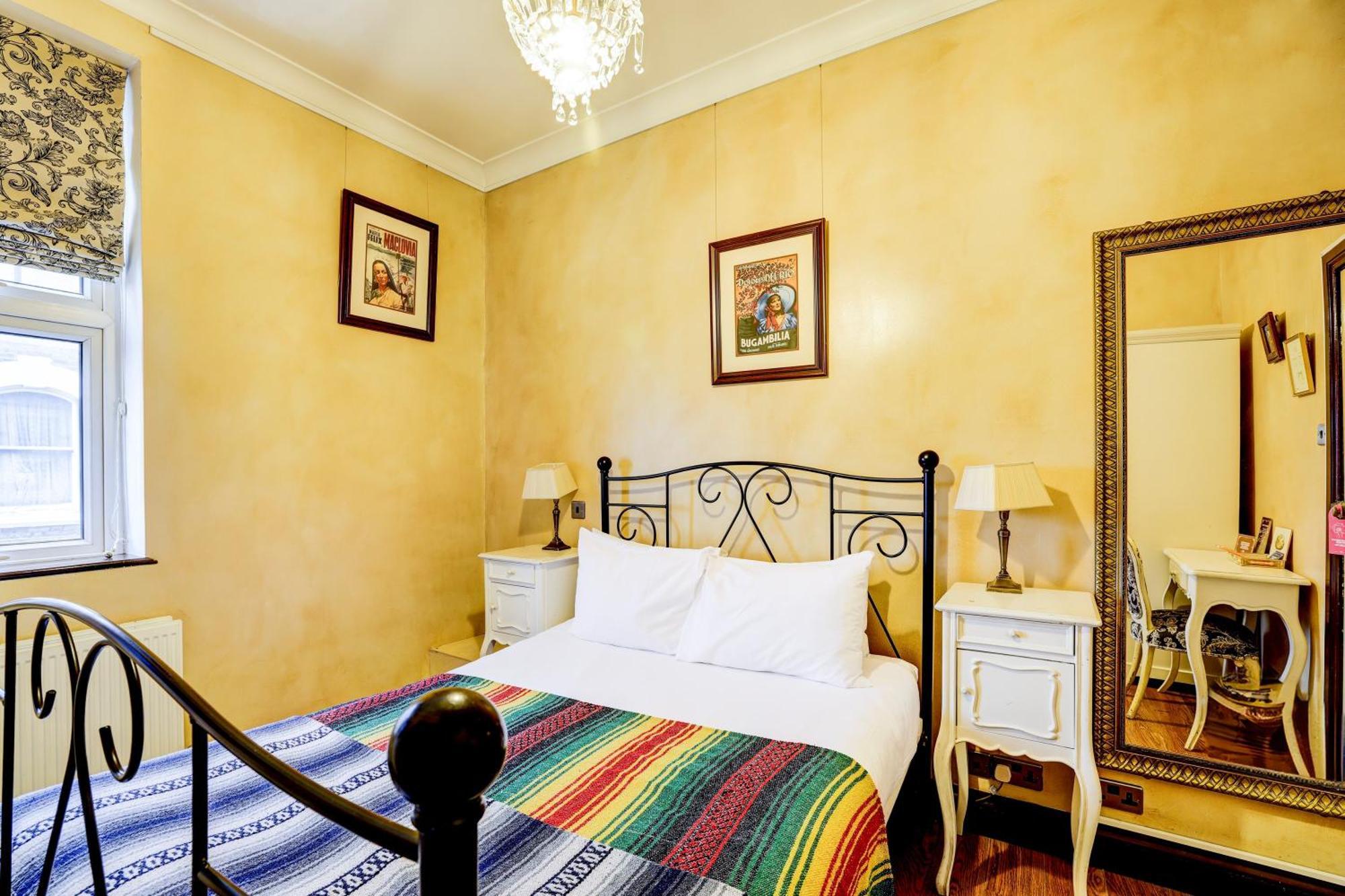 Guest house Church Street By Belvilla