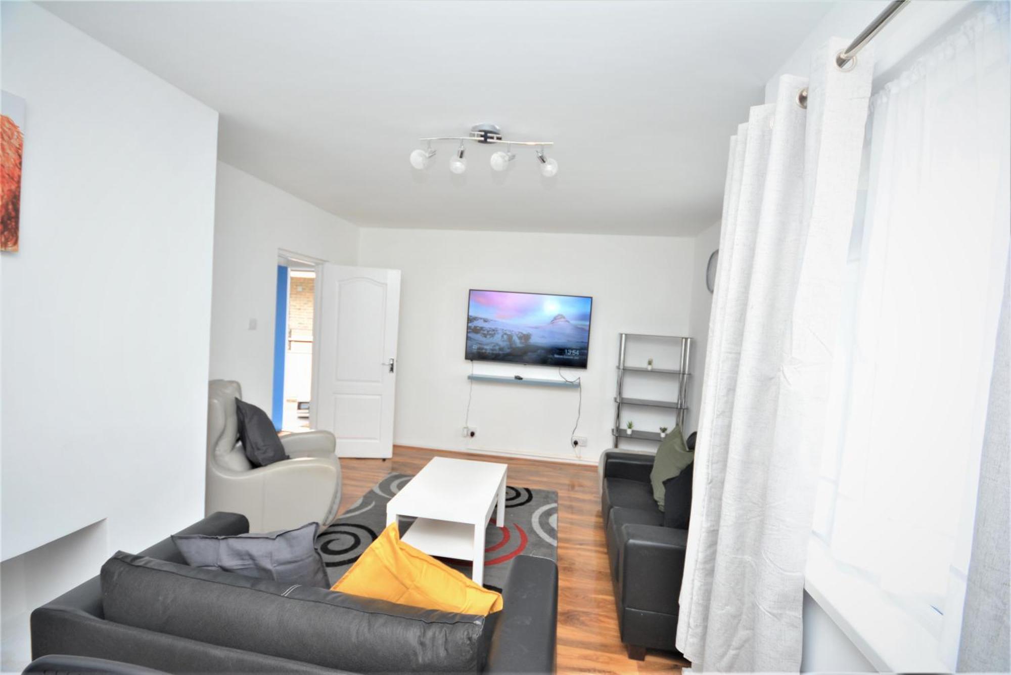 Lovely 2 Bedroom In Greater Leilighet London