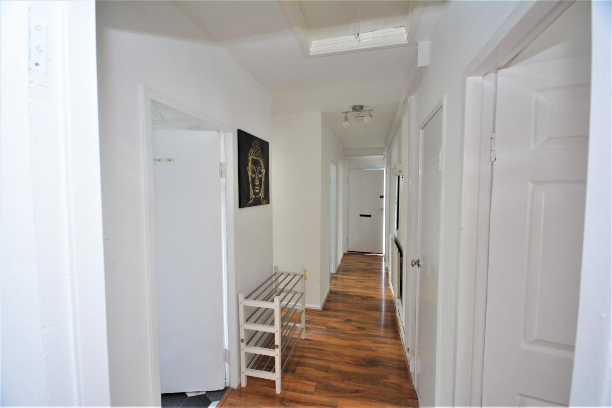 Lovely 2 Bedroom In Greater * London