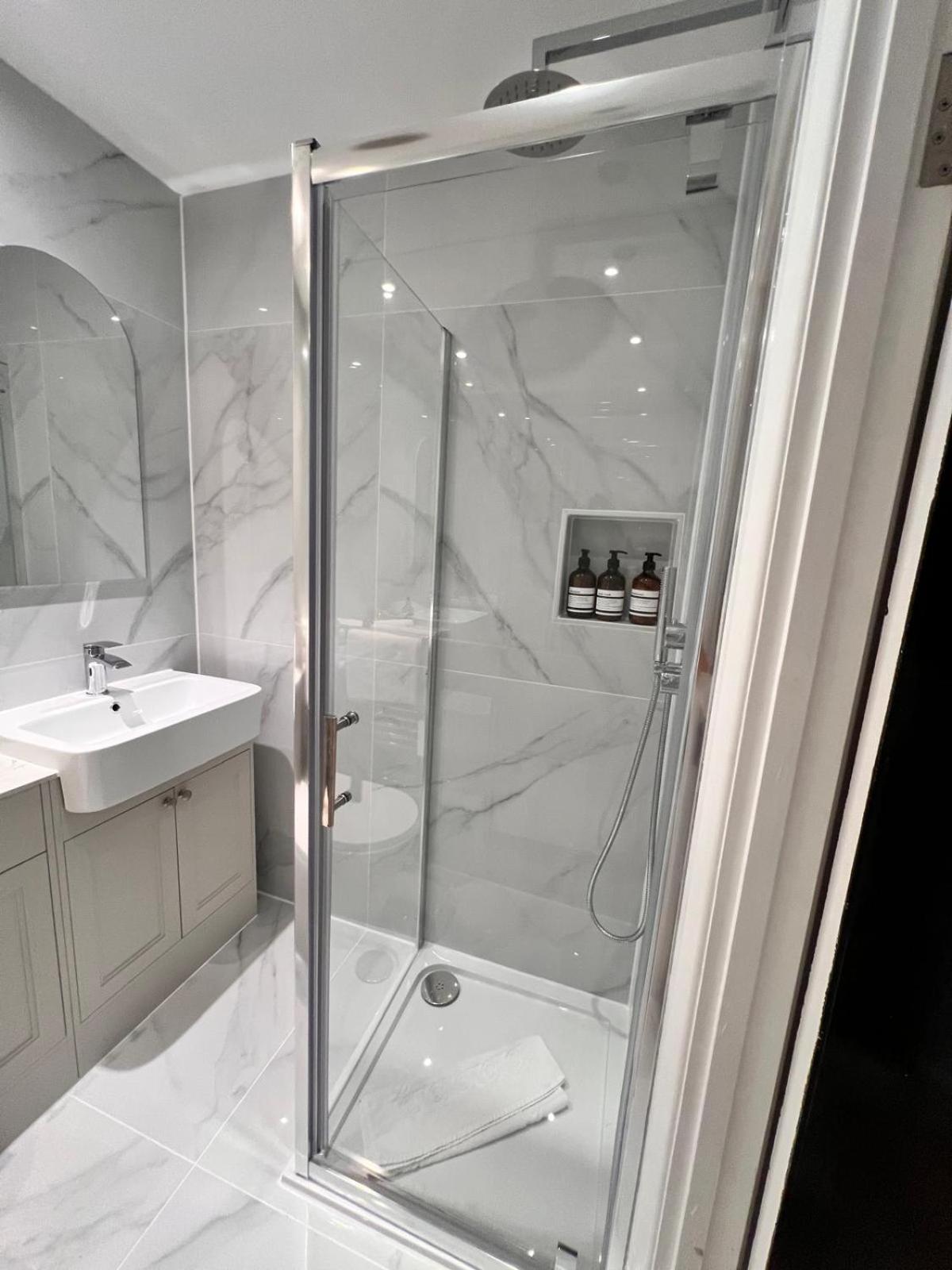 Elegant 1 Bedroom Flat Near Harrods Leilighet *