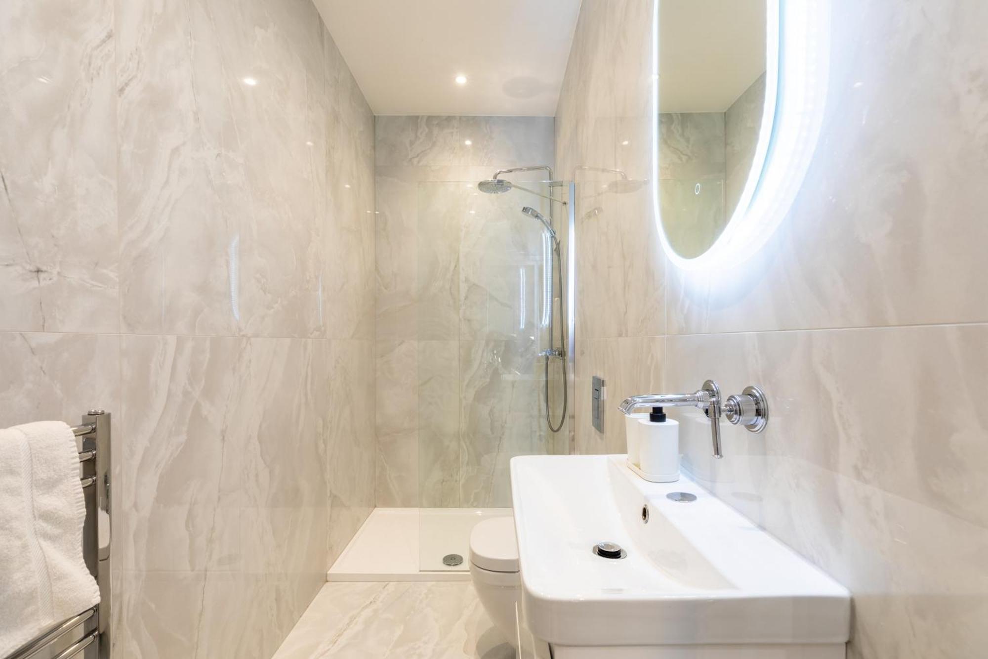 Hotel Mayfair Residences
