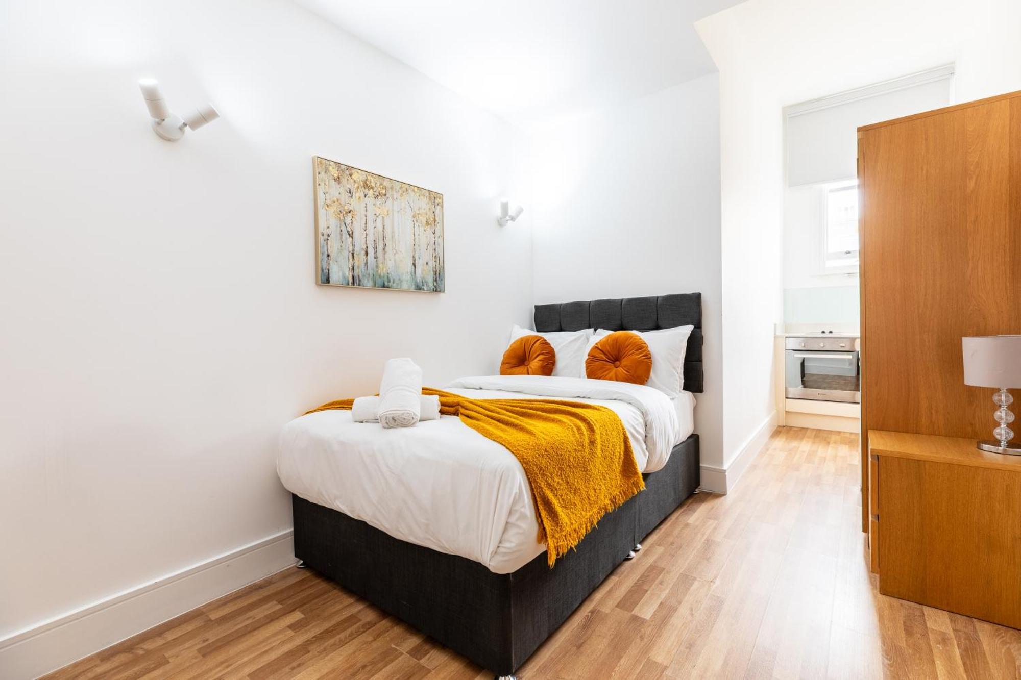 Apartment Clarges- Hsk London
