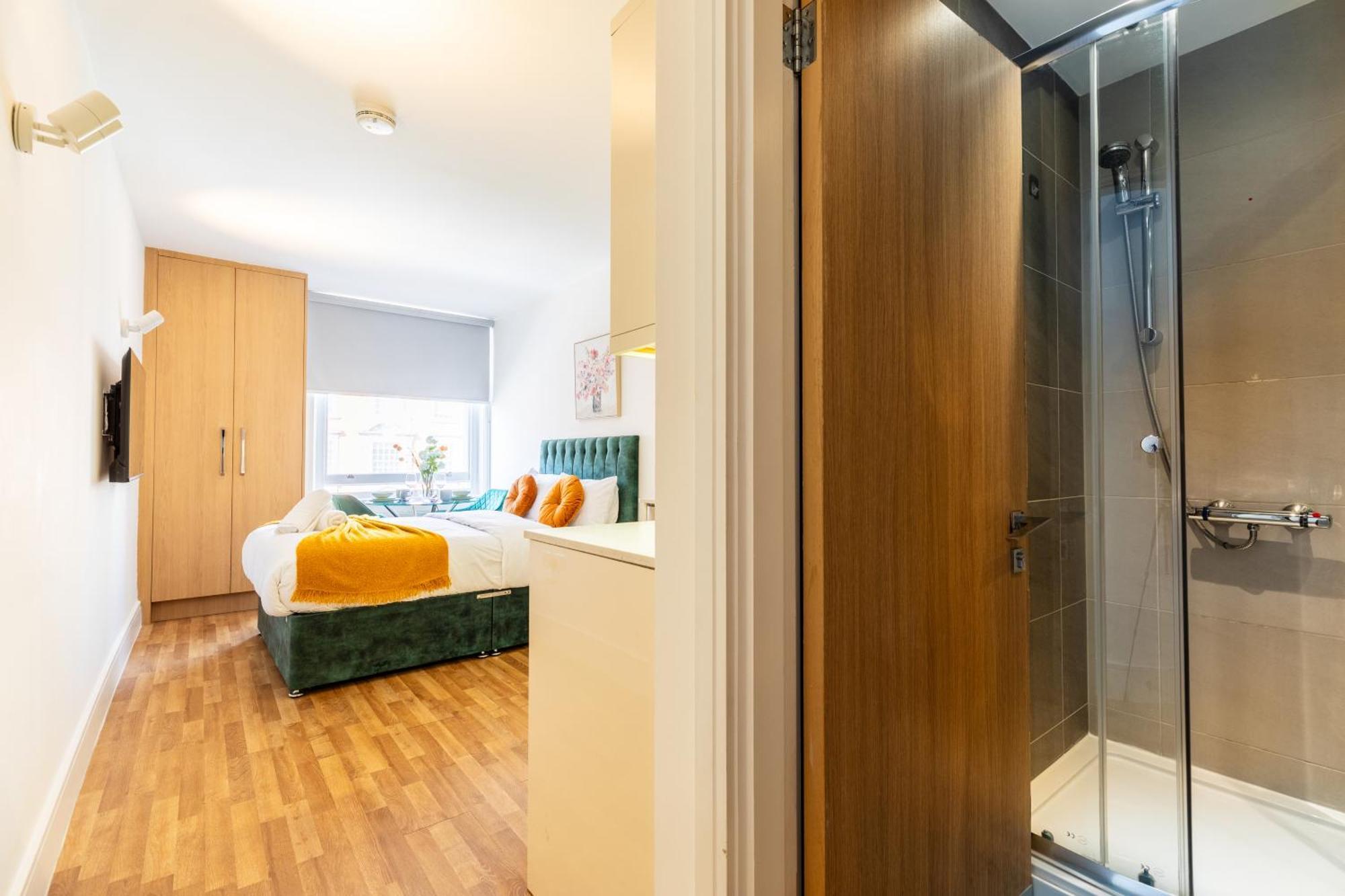 Apartment Clarges- Hsk London