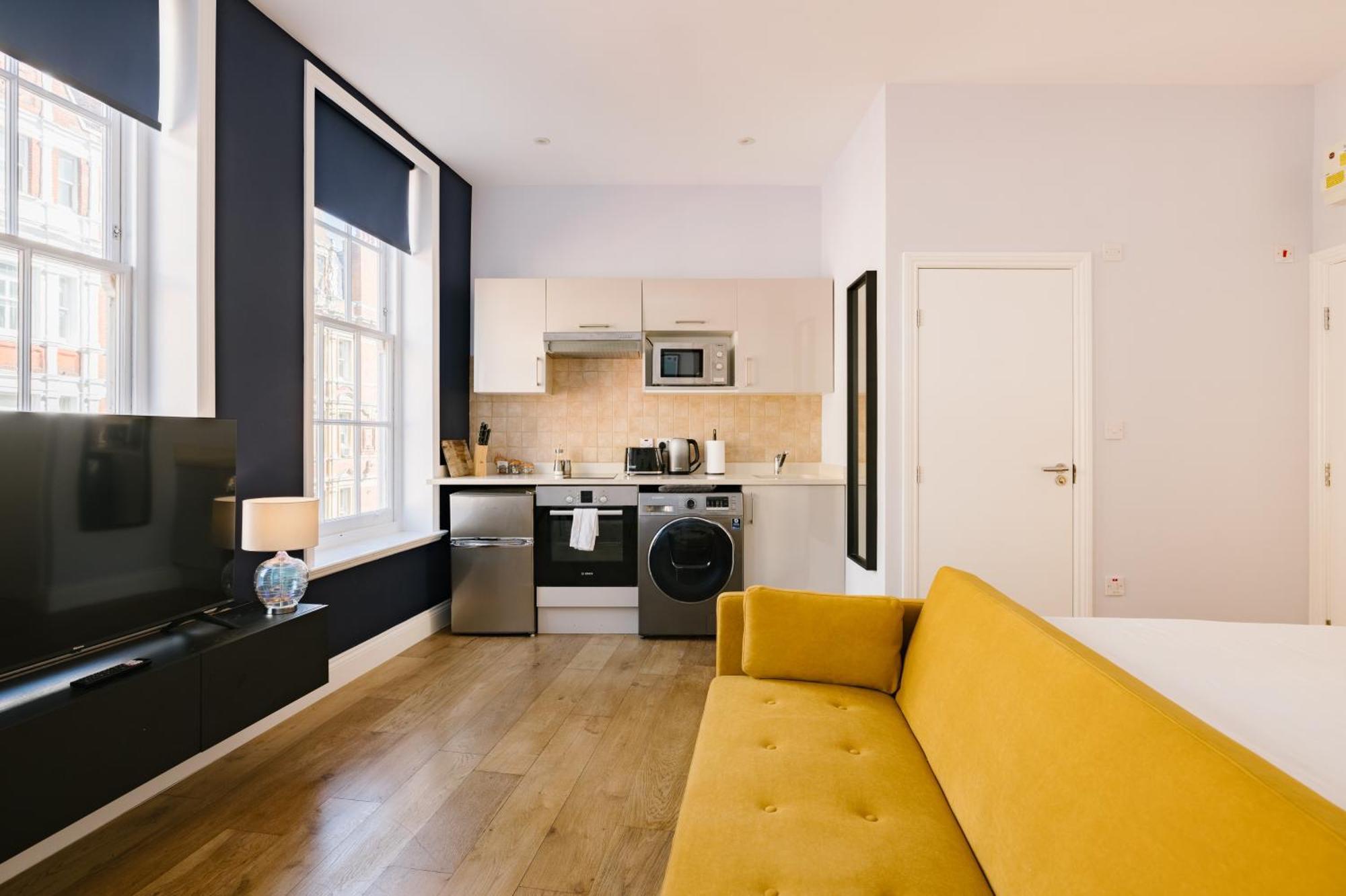 Leicester Square Apartment