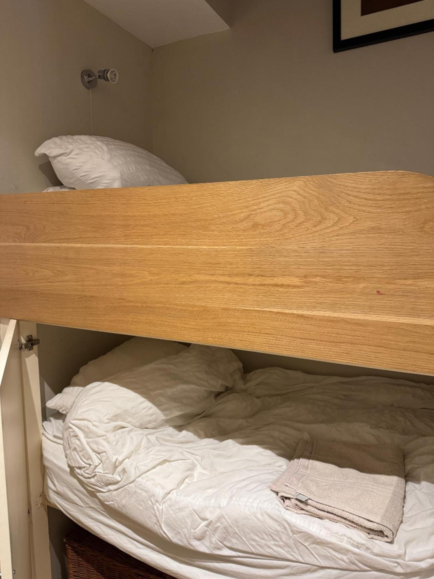 Spacious Flat With South Facing Garden *