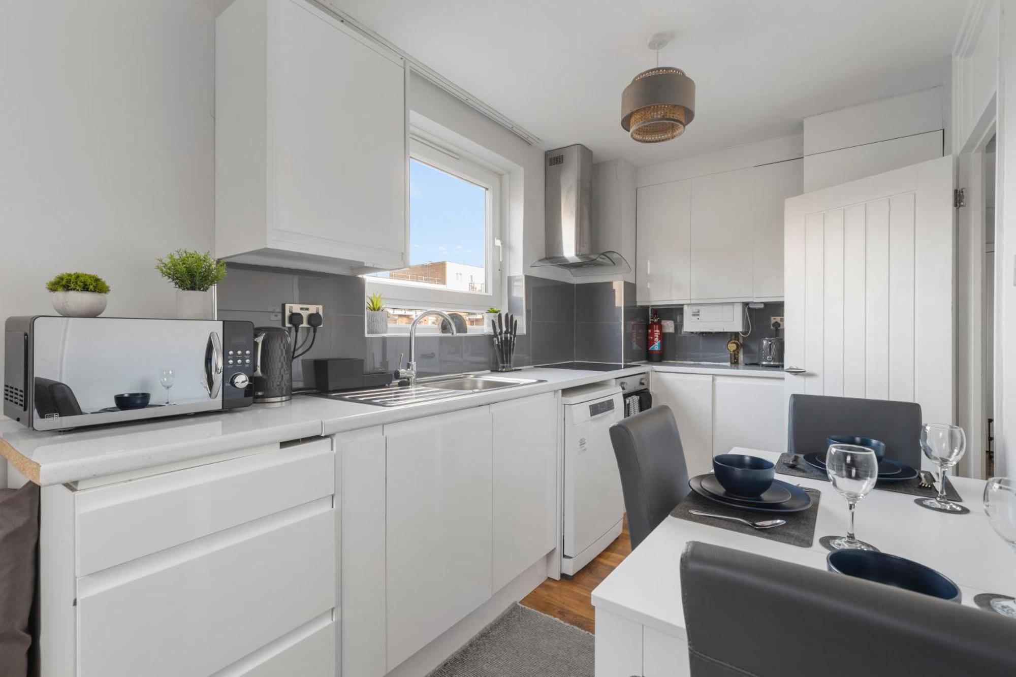 Apartment Three Bed Flat - 5 Minutes To Hoxton Station