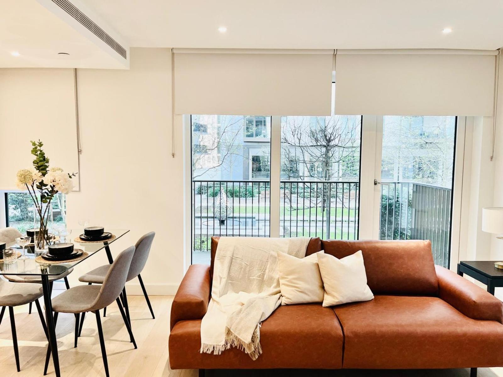 Stylish White Flat - Steps To Tube Westfield & Portobello Apartment London