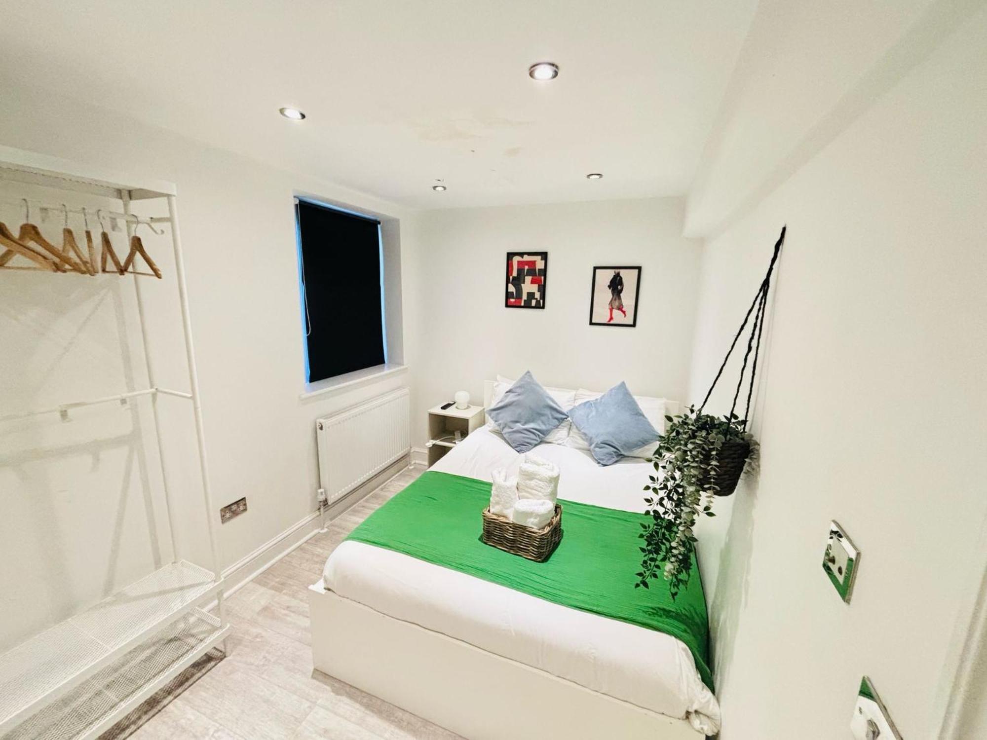 Stratford Park Guest house