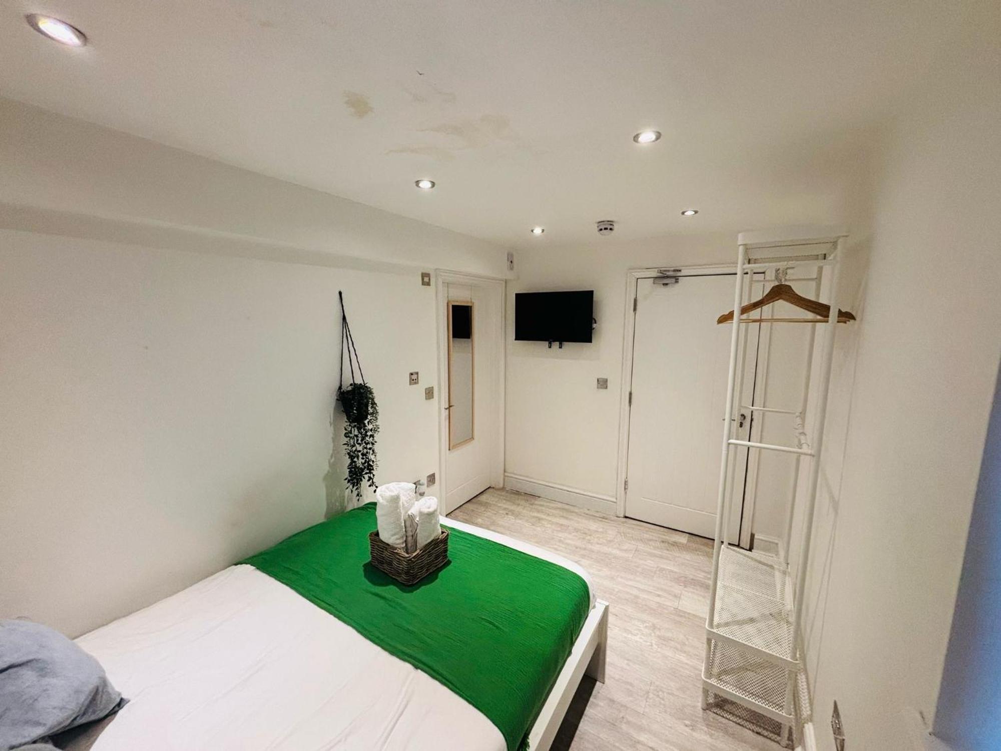Guest house Stratford Park London