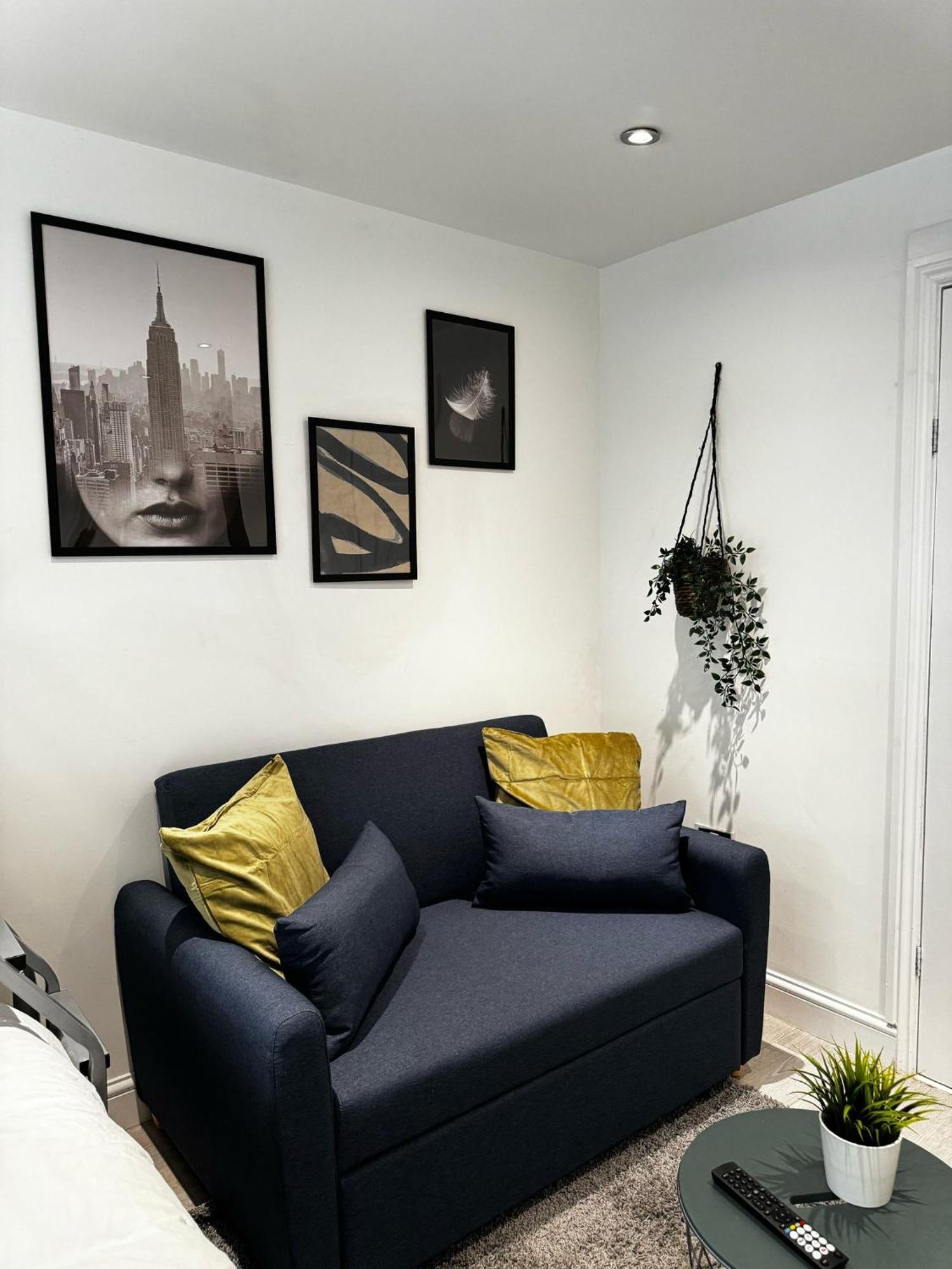 Stratford Park Guest house *