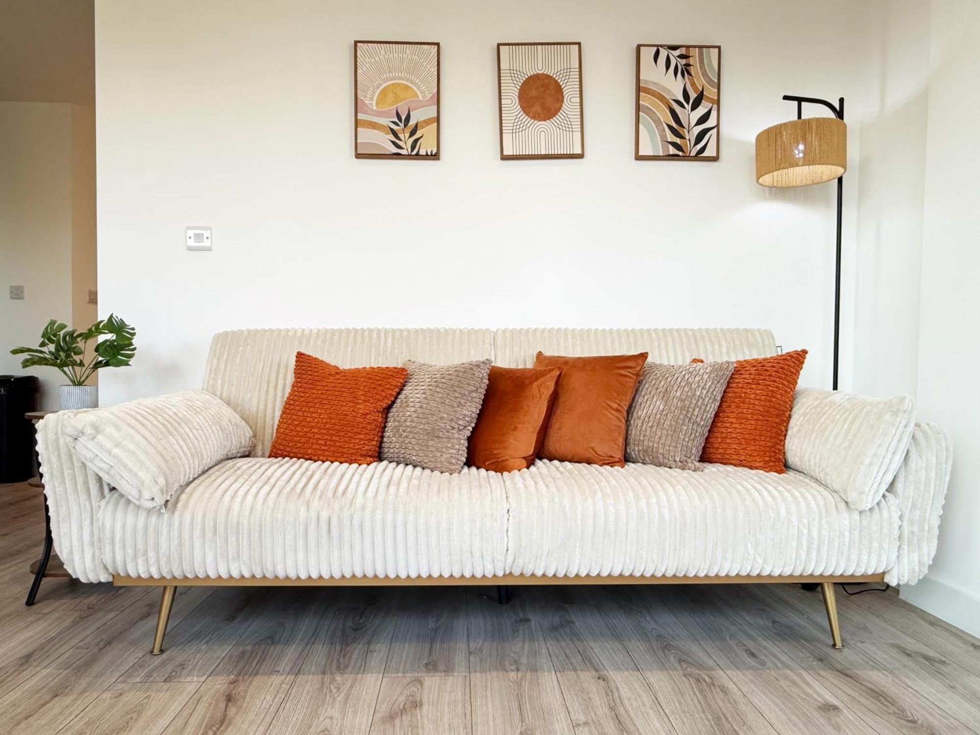 Ellie Place In Woolwich - 3 Double Beds, Ideal For Families Apartment *