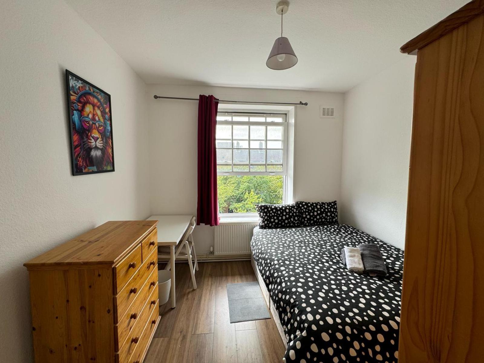 Marvellous For 8 People In Battersea - Zone 1, 3 Min Walking From The Main Station *