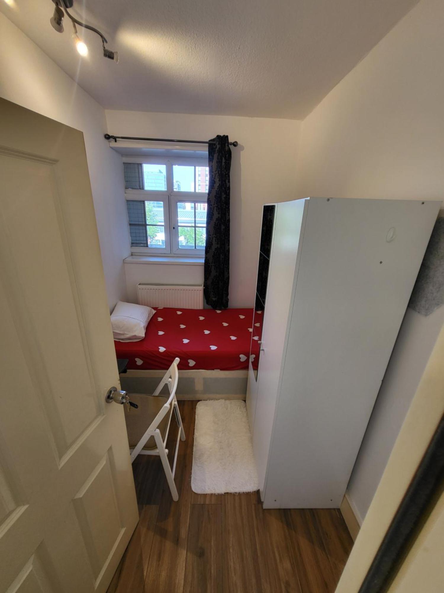 Apartment Marvellous For 8 People In Battersea - Zone 1, 3 Min Walking From The Main Station