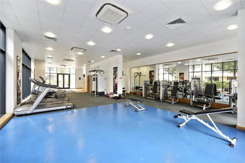 Athera - Festival Quarter, Canary Wharf 2 Bed, 2 Bath With Balcony And Gym Facility Leilighet *