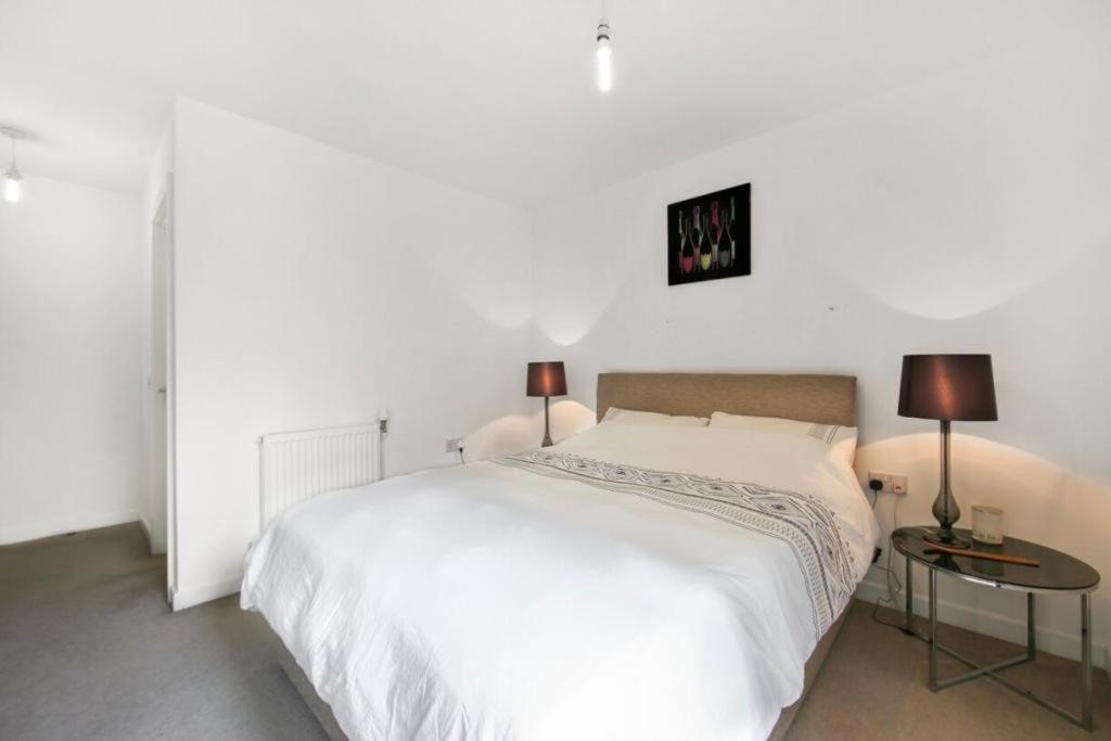 Athera - Festival Quarter, Canary Wharf 2 Bed, 2 Bath With Balcony And Gym Facility Leilighet *