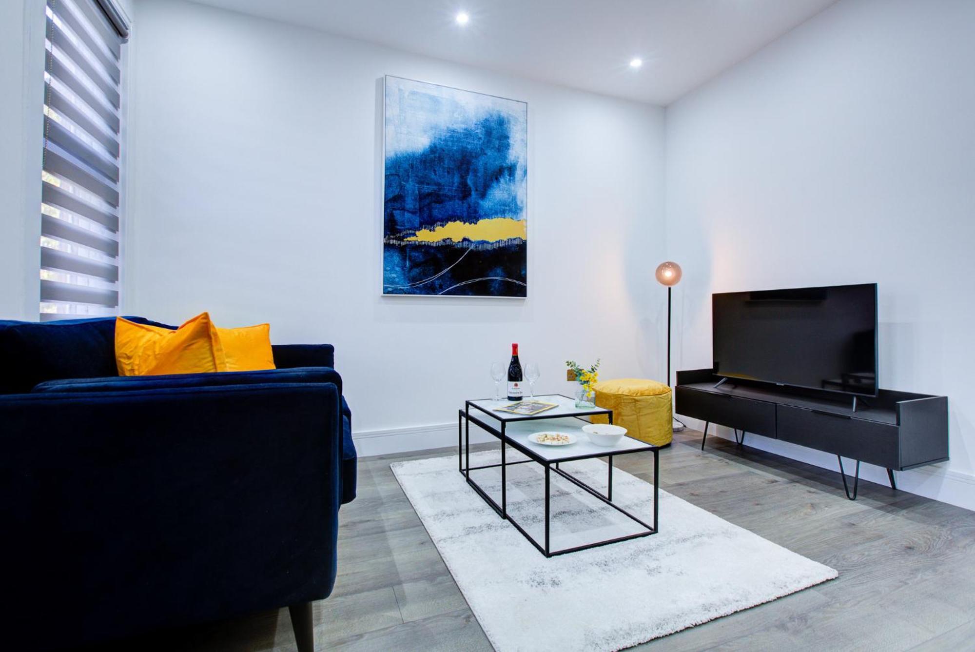 Hybrid Resi - Wandsworth Close To Clapham London