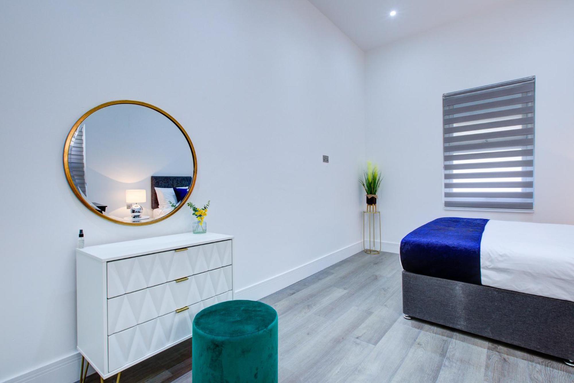 Hybrid Resi - Wandsworth Close To Clapham Apartment London