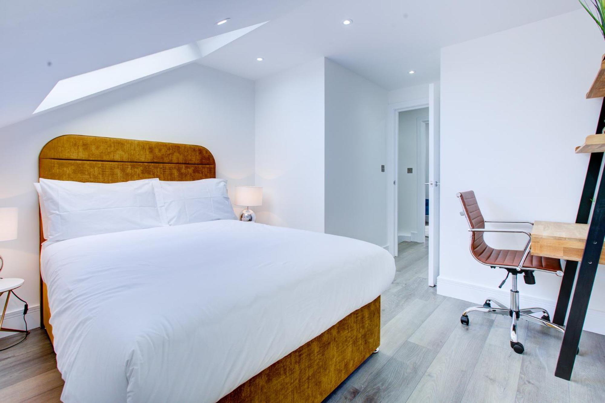 Hybrid Resi - Wandsworth Close To Clapham Apartment London