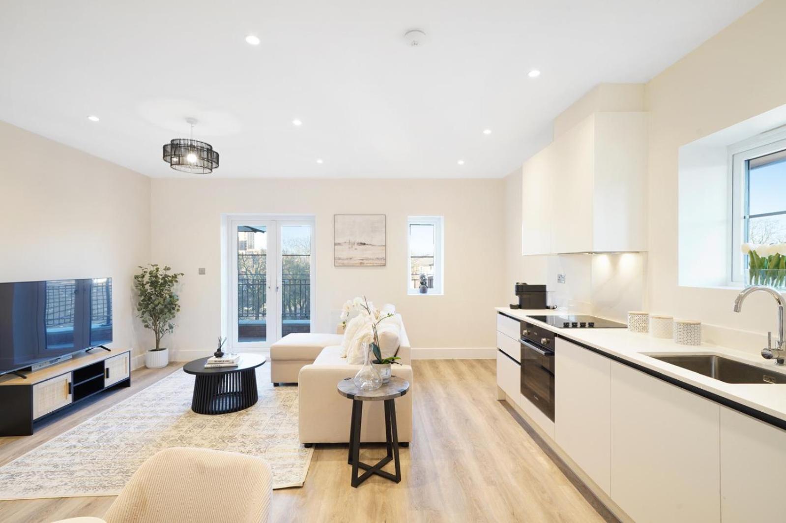 Hububb Beechwood Grove London