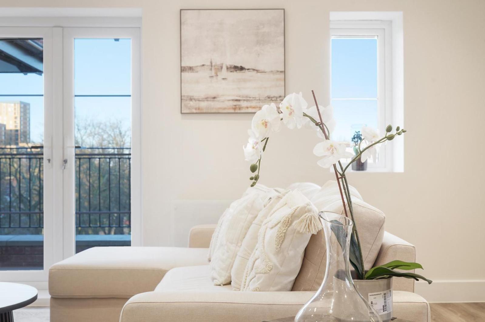 Apartment Hububb Beechwood Grove London