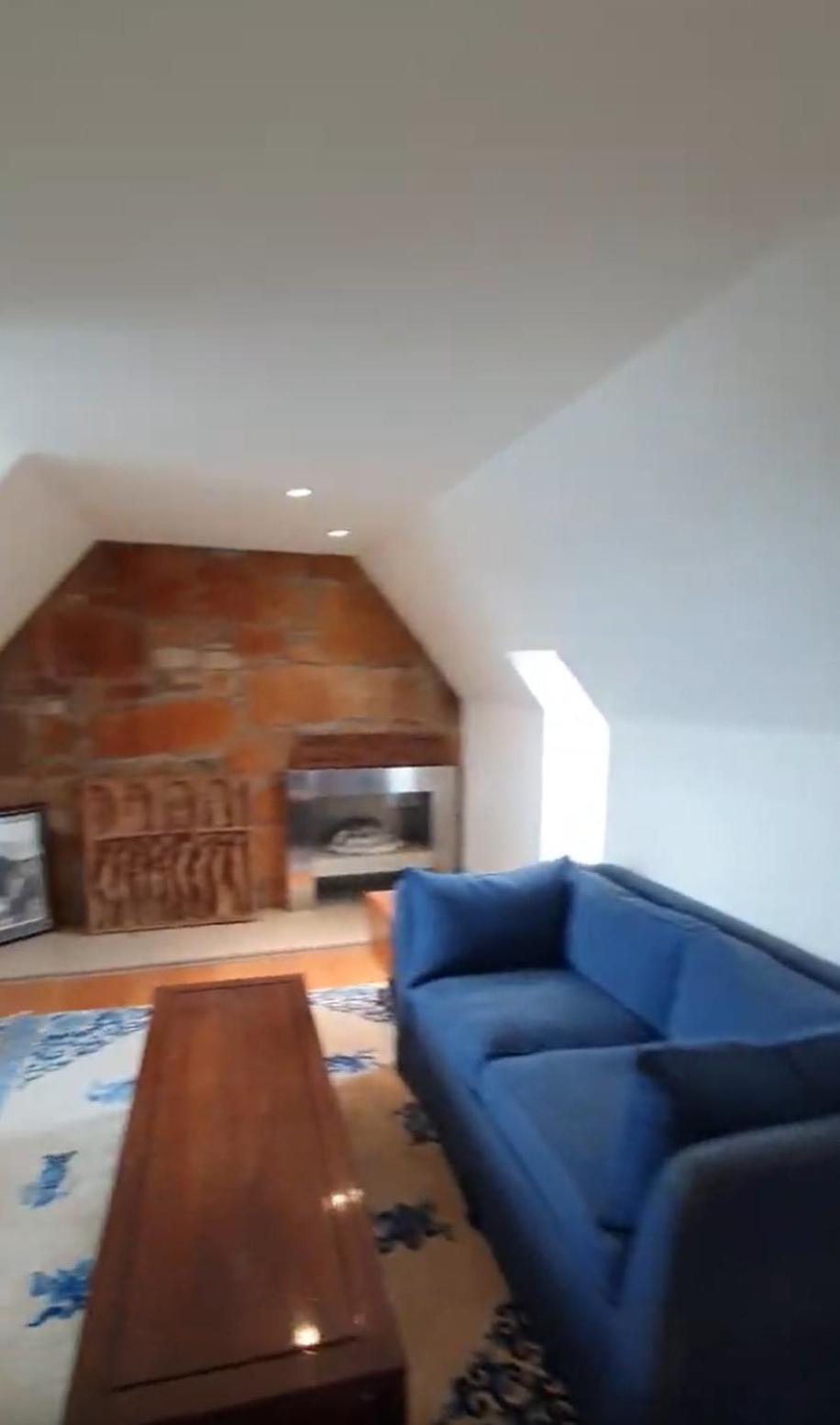Blue Heights Apartment *