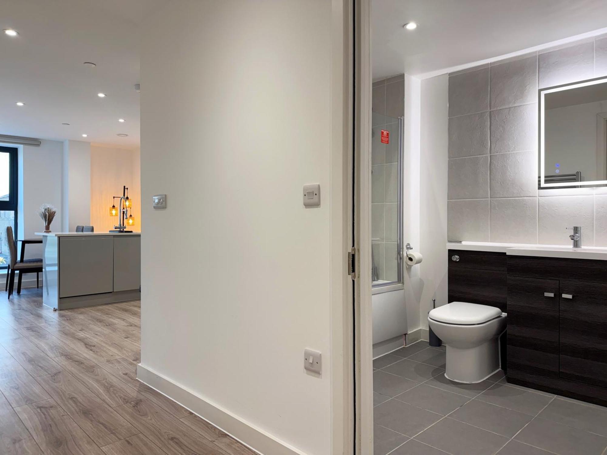 Ellie Place In Woolwich - 3 Double Beds, Ideal For Families Apartment *