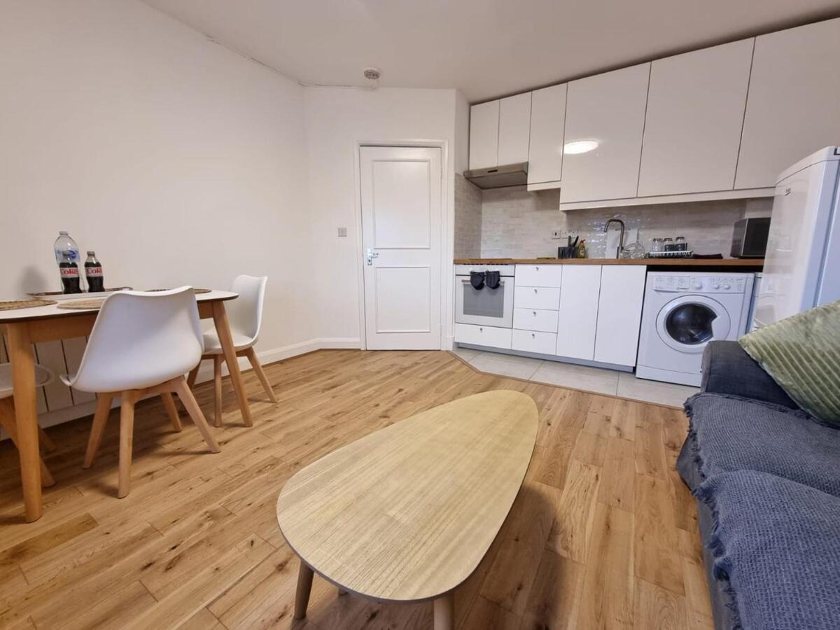 Boutique Contemporary Hyde Park Flat London