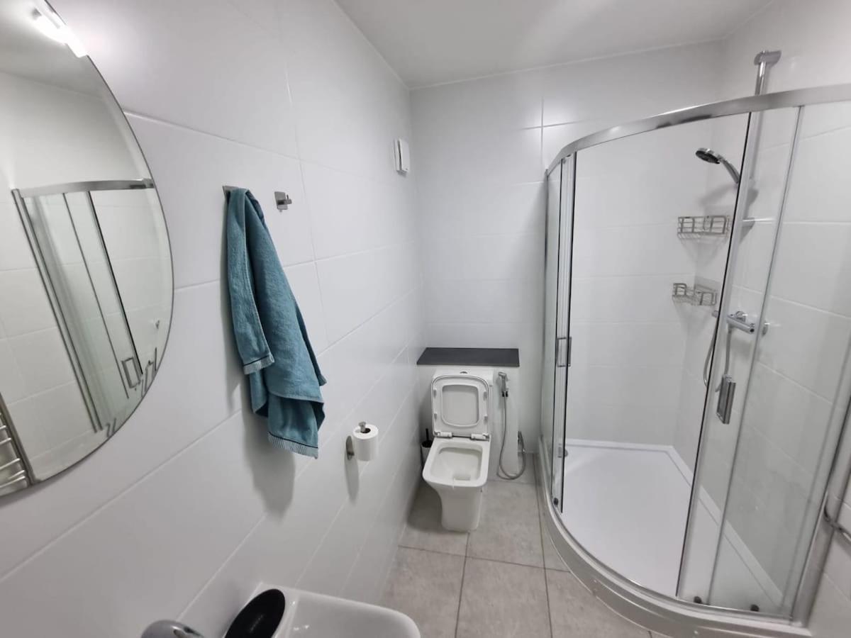 Boutique Contemporary Hyde Park Flat Apartment London
