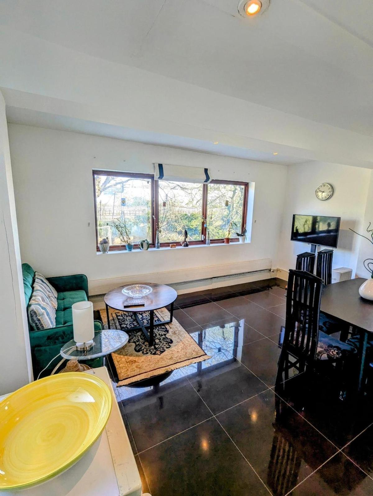 Apartment Stunning Three Bed In West Hampstead *
