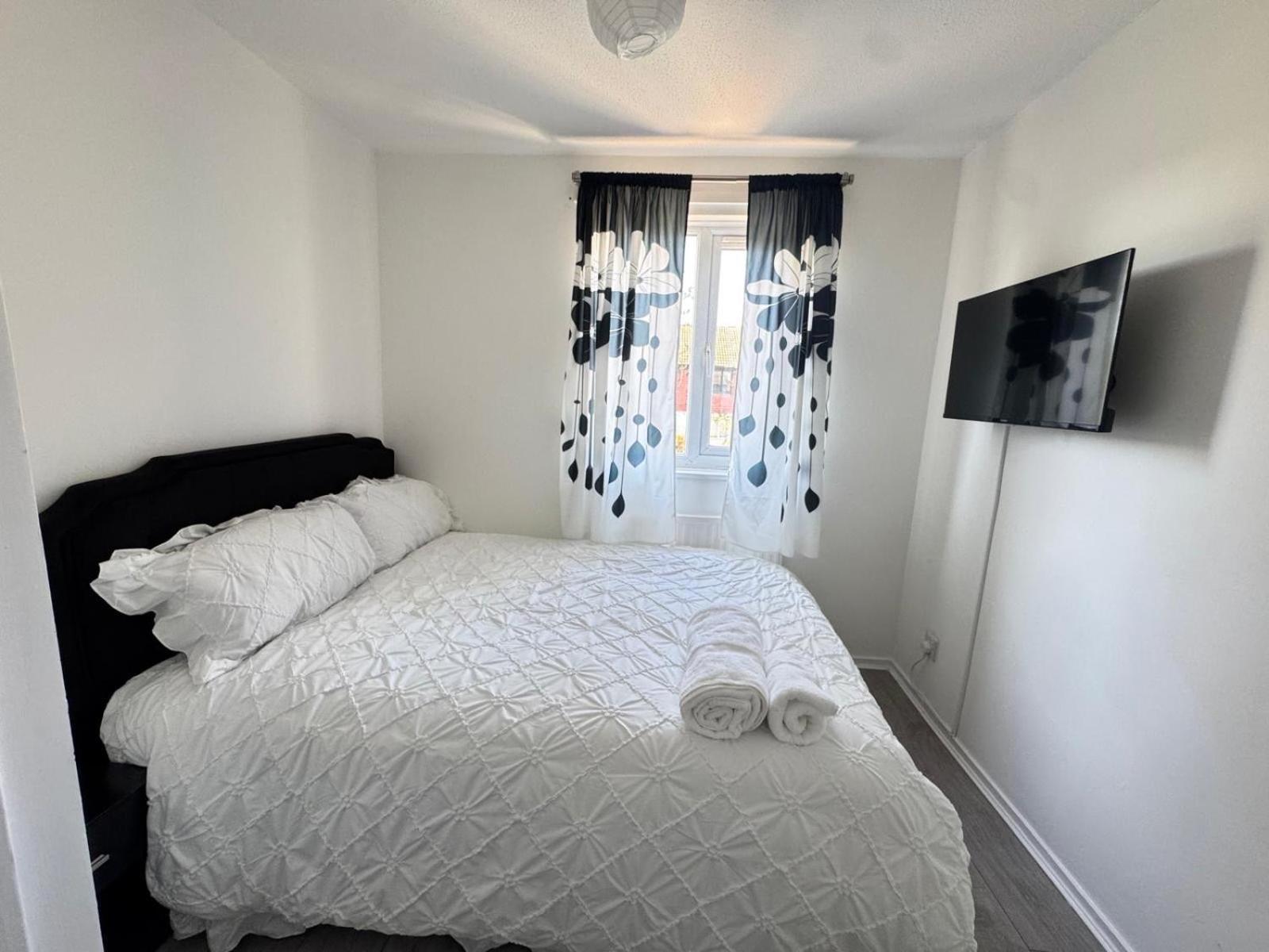 Charming Retreat * London
