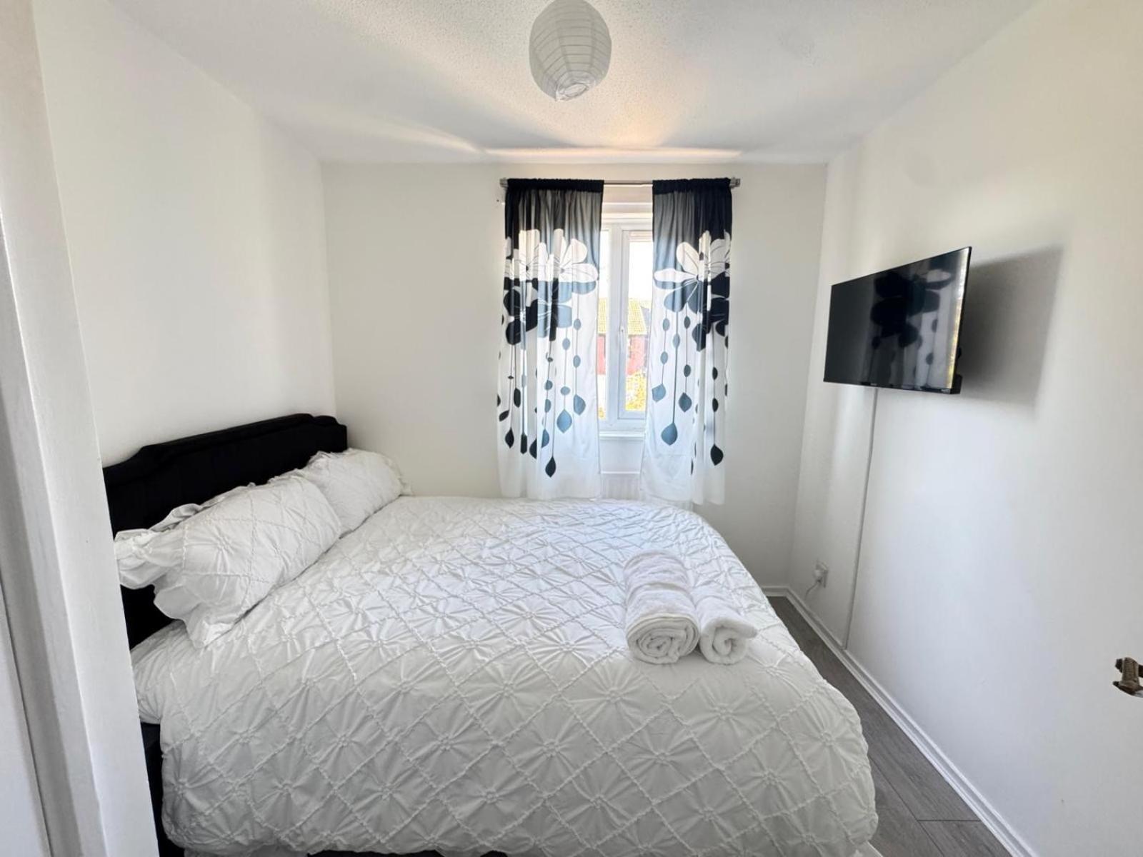 Apartment Charming Retreat London