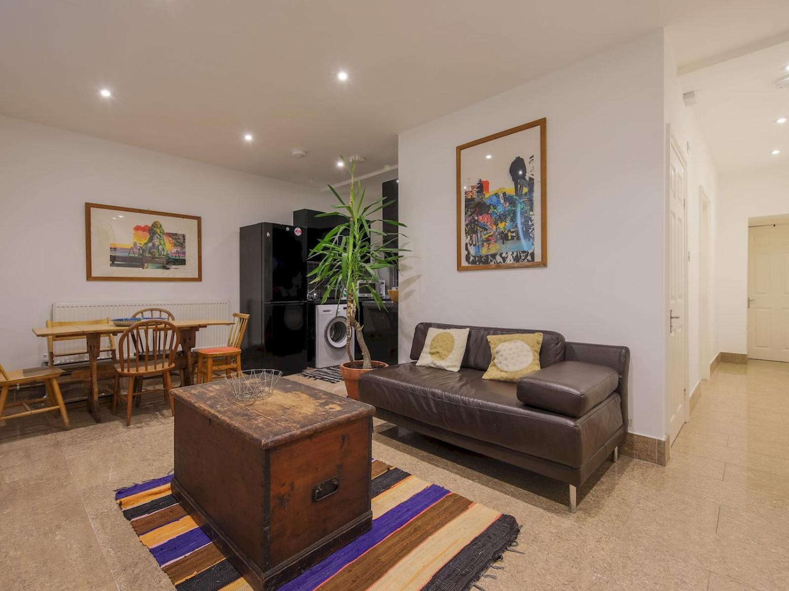 Apartment Pass The Keys Stylish Flat - 20 Mins From *