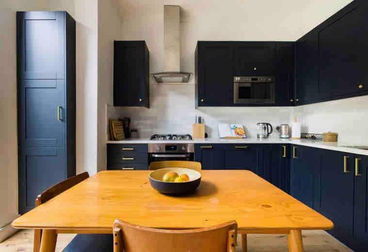 Quiet Stunning 2-bedroom Flat With Private Garden Holiday home London