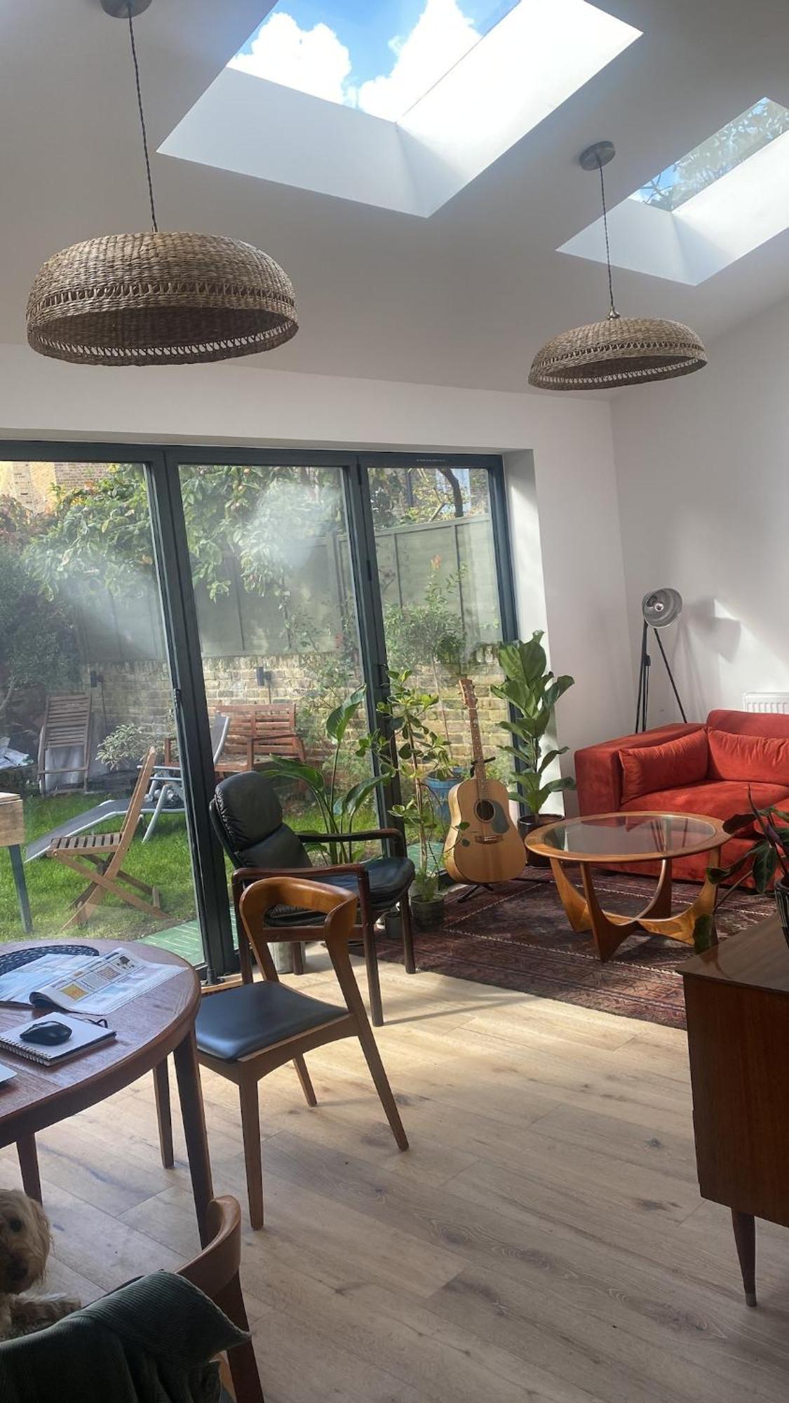 Quiet Stunning 2-bedroom Flat With Private Garden London