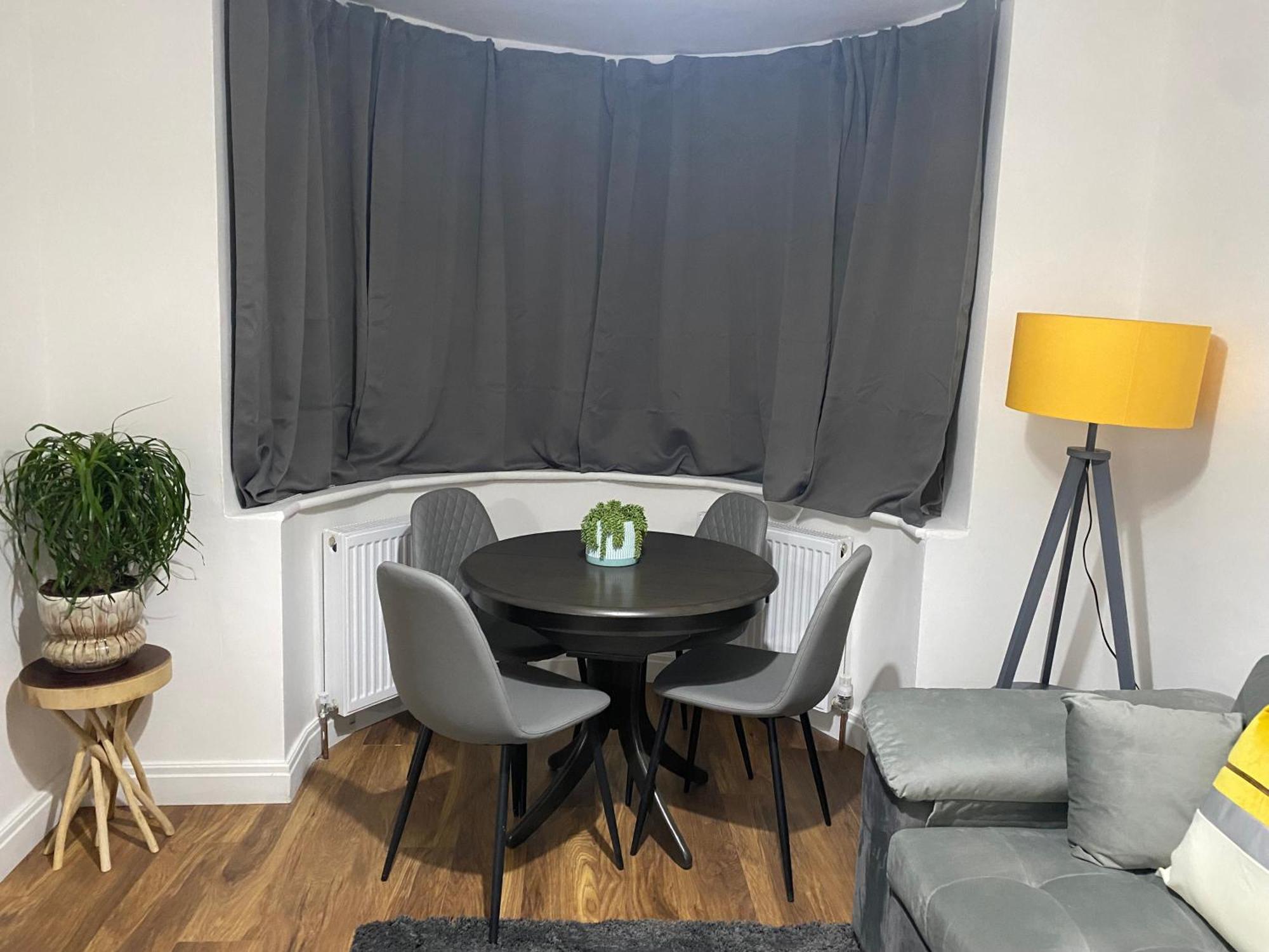 Comfy 2bedroom Apartm Wembley Stadium 9 Min Away * London
