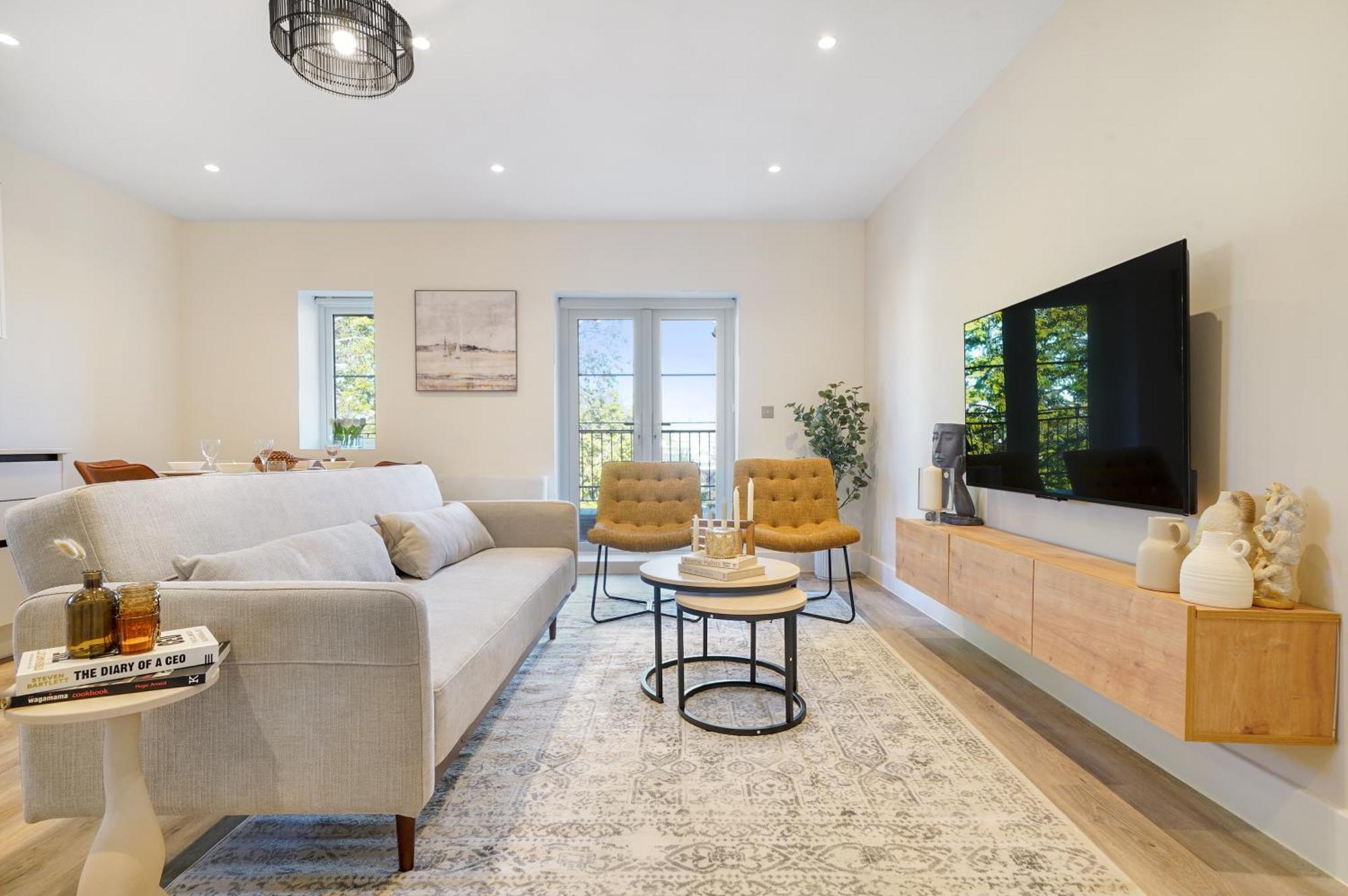 Hububb Beechwood Grove London