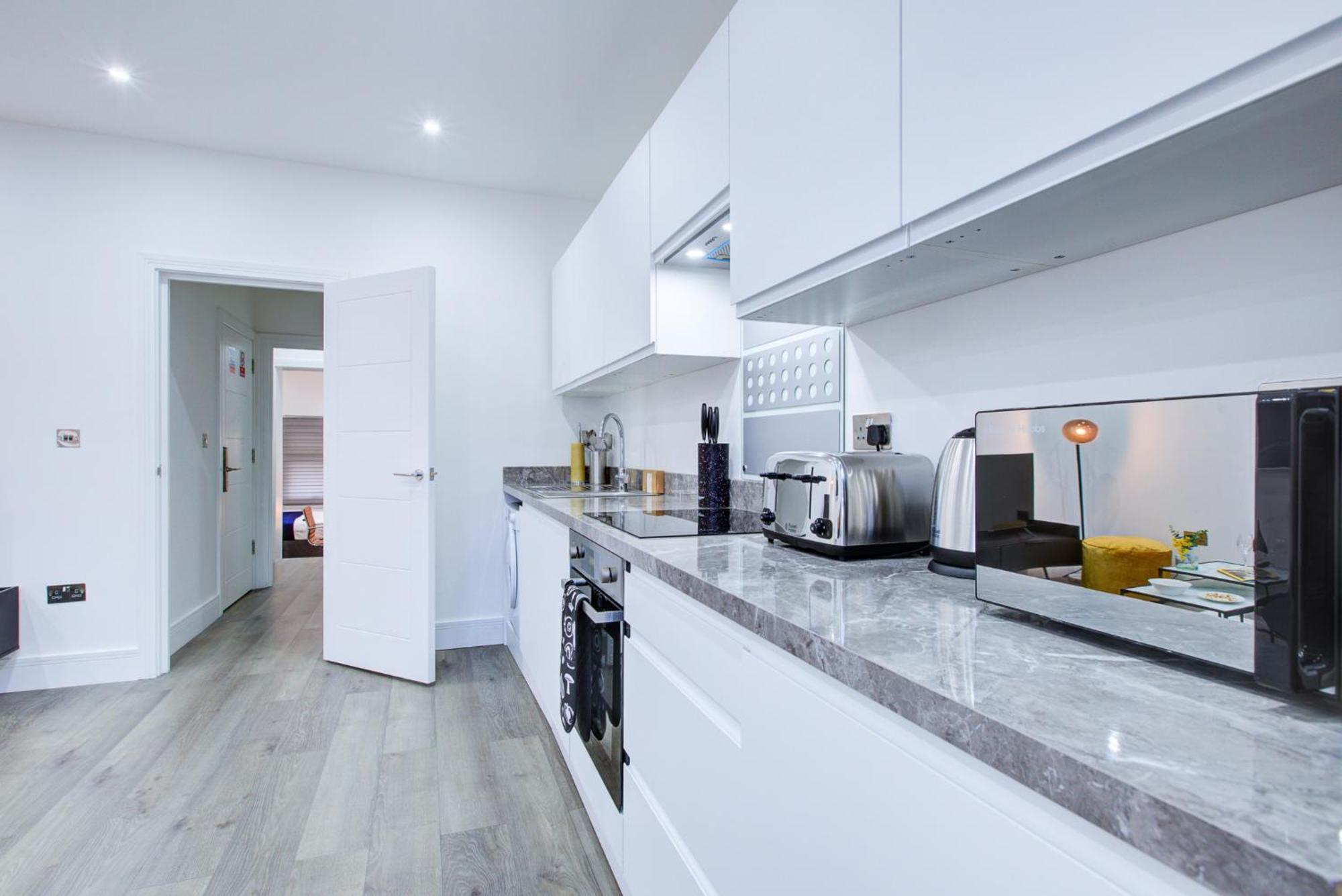 Hybrid Resi - Wandsworth Close To Clapham Apartment London