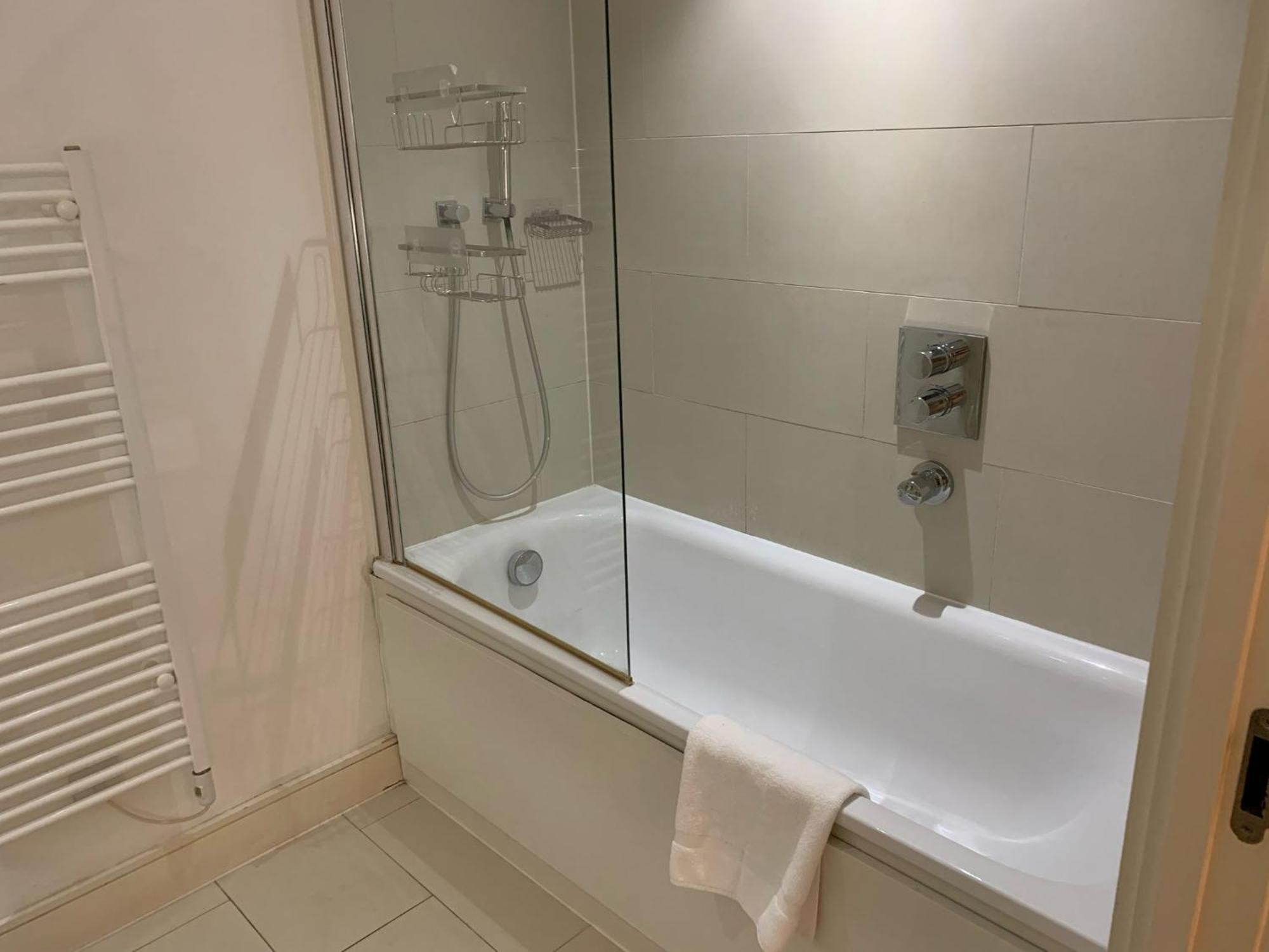 Modern Flat In Bromley By Bow