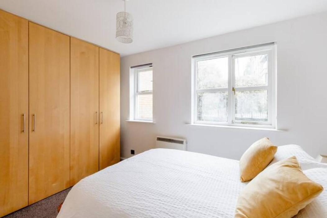 Surrey Docks Se16 Near Canada Water N Easy Access Canary Wharf * Londen