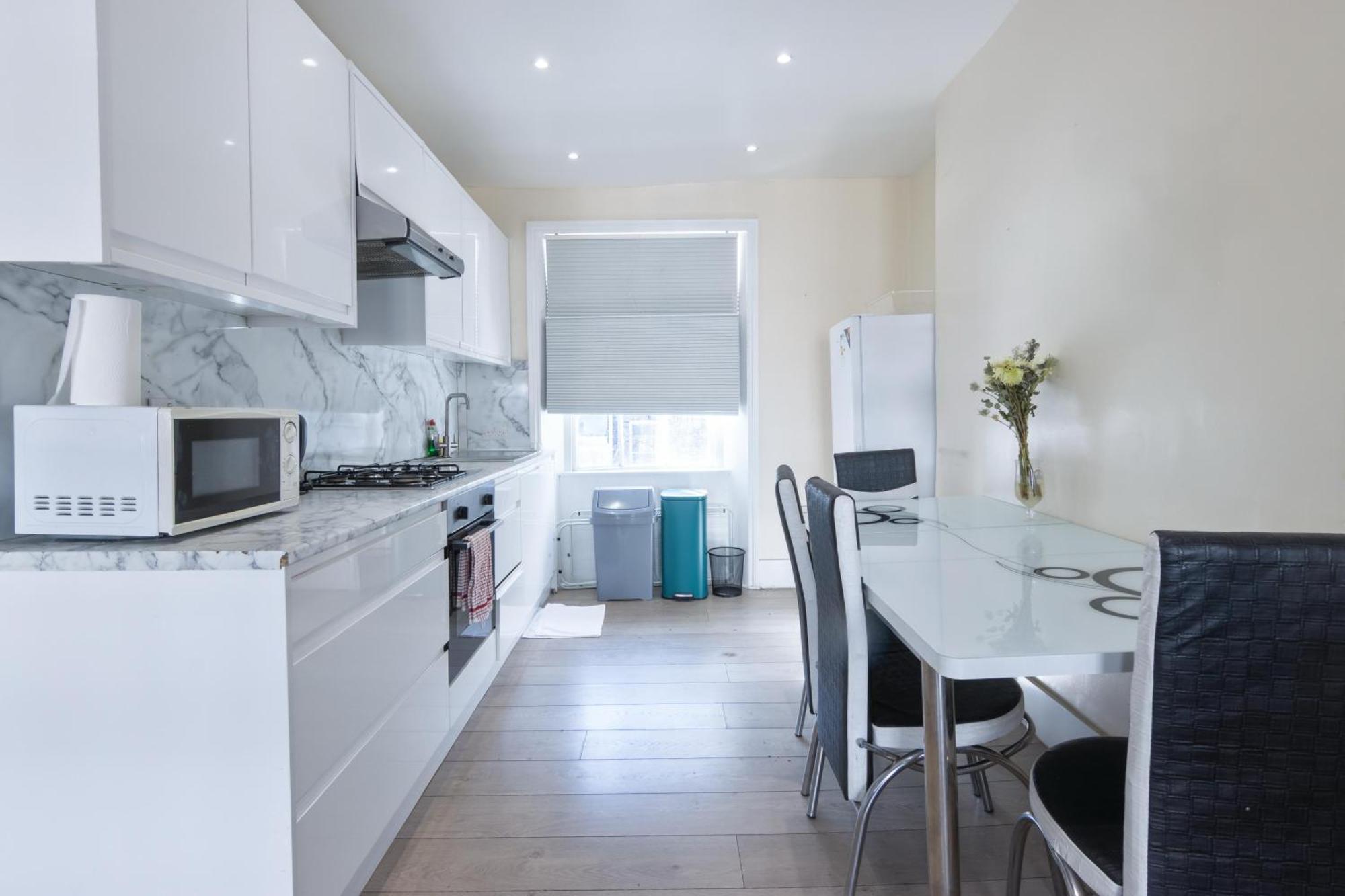 Apartment Gucci Flat In Knightsbridge London
