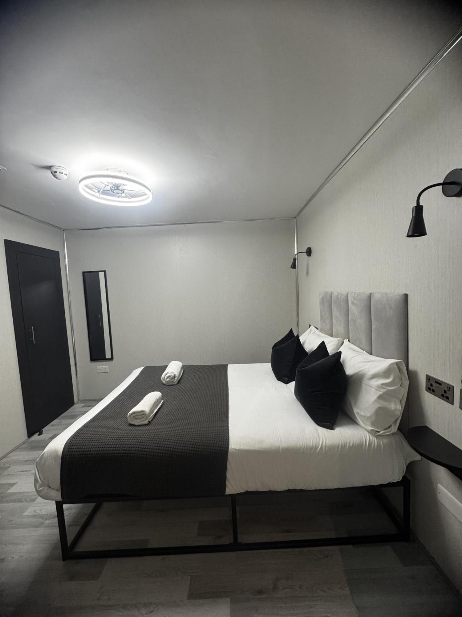 Inverness Terrace Bed & Breakfast London