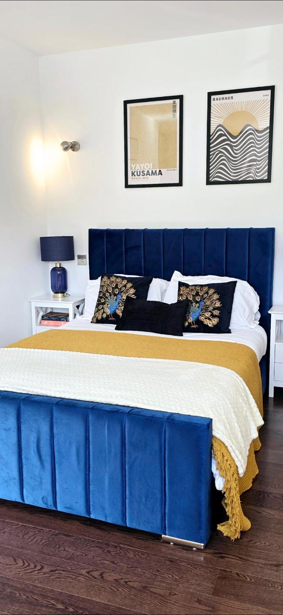Apartment Luxury 2 Bedroom *