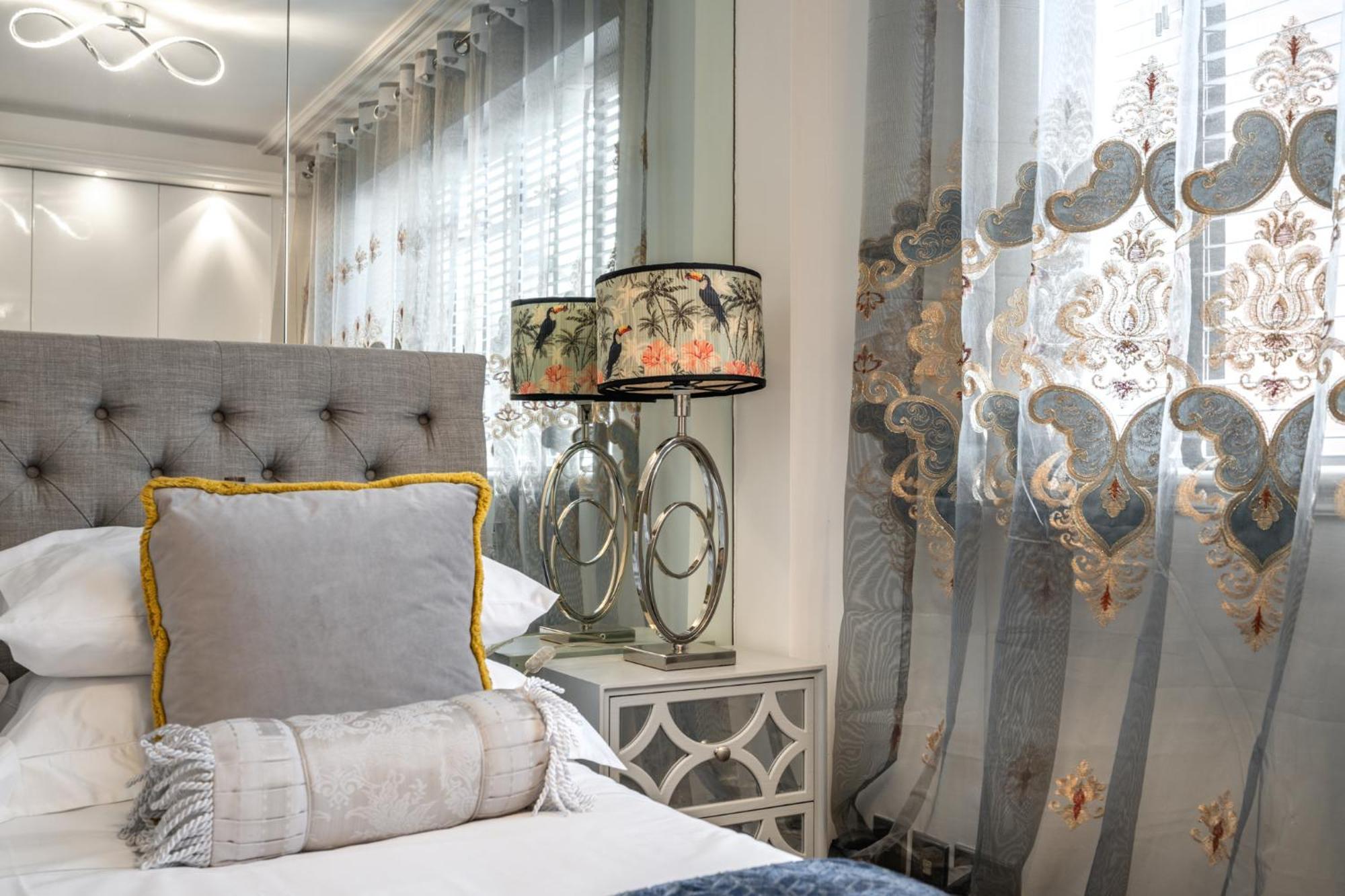 Apartment Posh With Terrace Over Harrods *