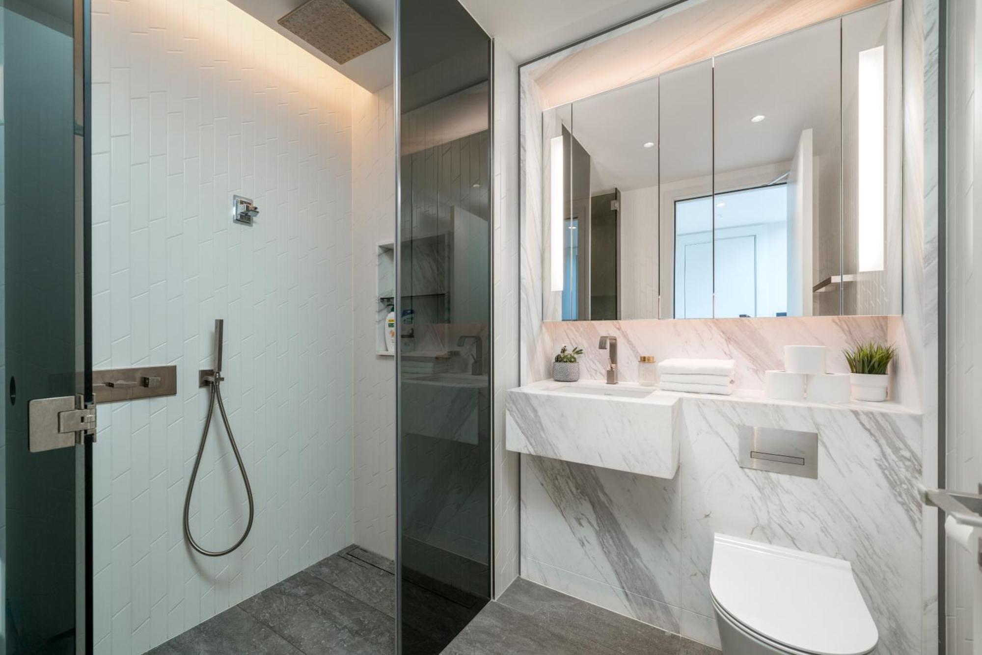 View Penthouse Of Near Liverpool St *