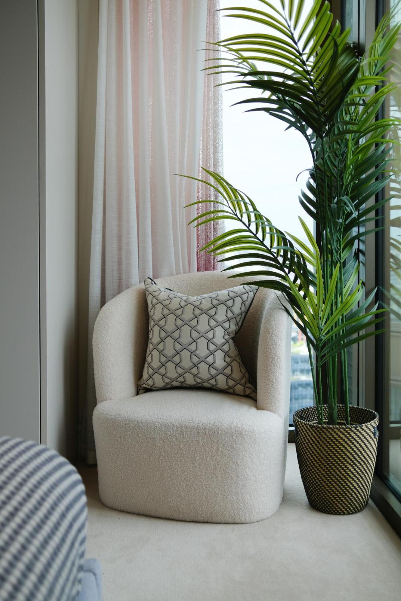 View Penthouse Of Near Liverpool St Apartment