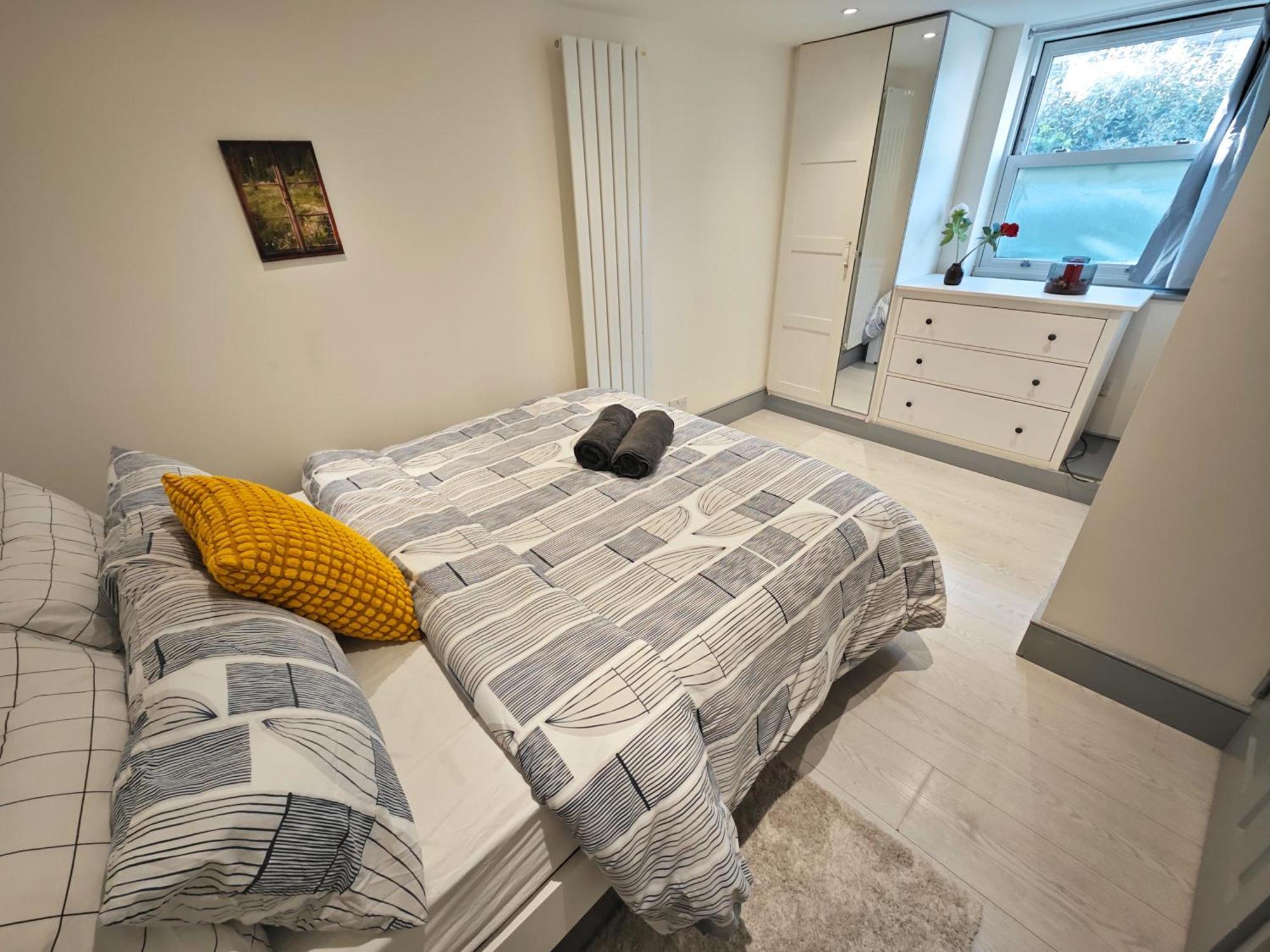 Apartment Bright 2 Bedroom Flat With Patio 10 Min To Camden Market *