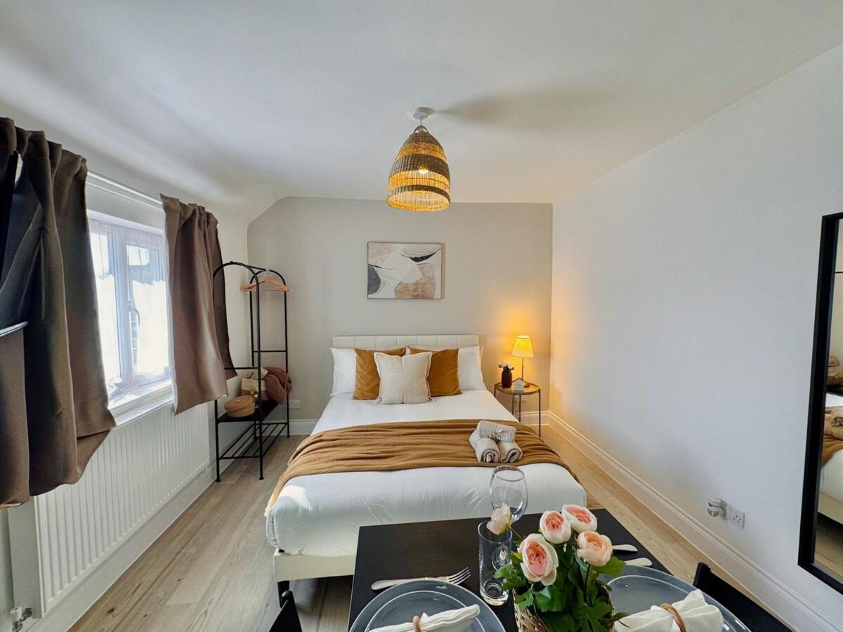 Homely 30min To Apartment *