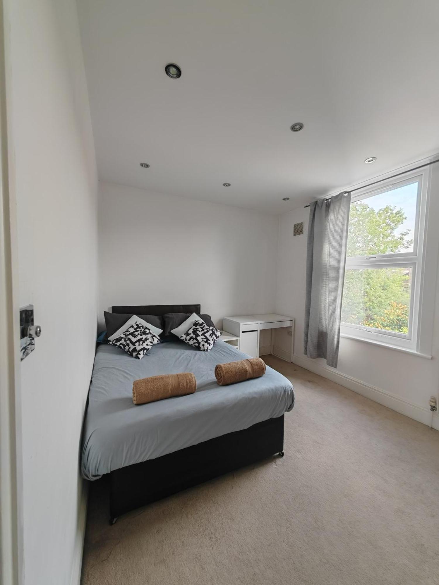 Lovely Double Bed London